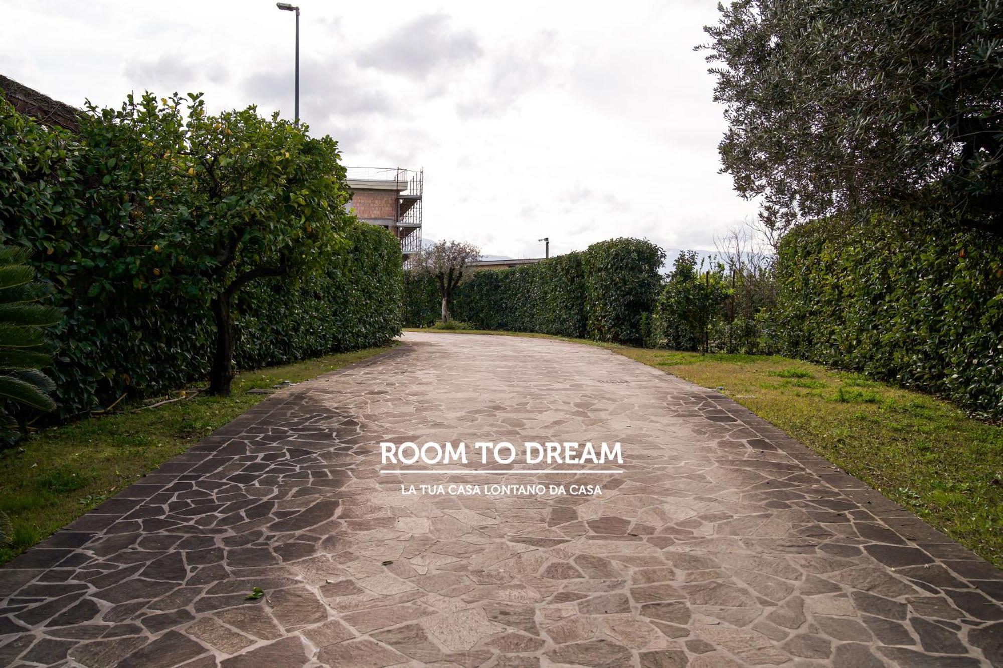 Room To Dream San Valentino Torio Exteriör bild